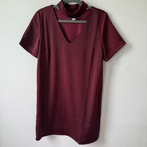 Elegant Burgundy V-Neck Dress
